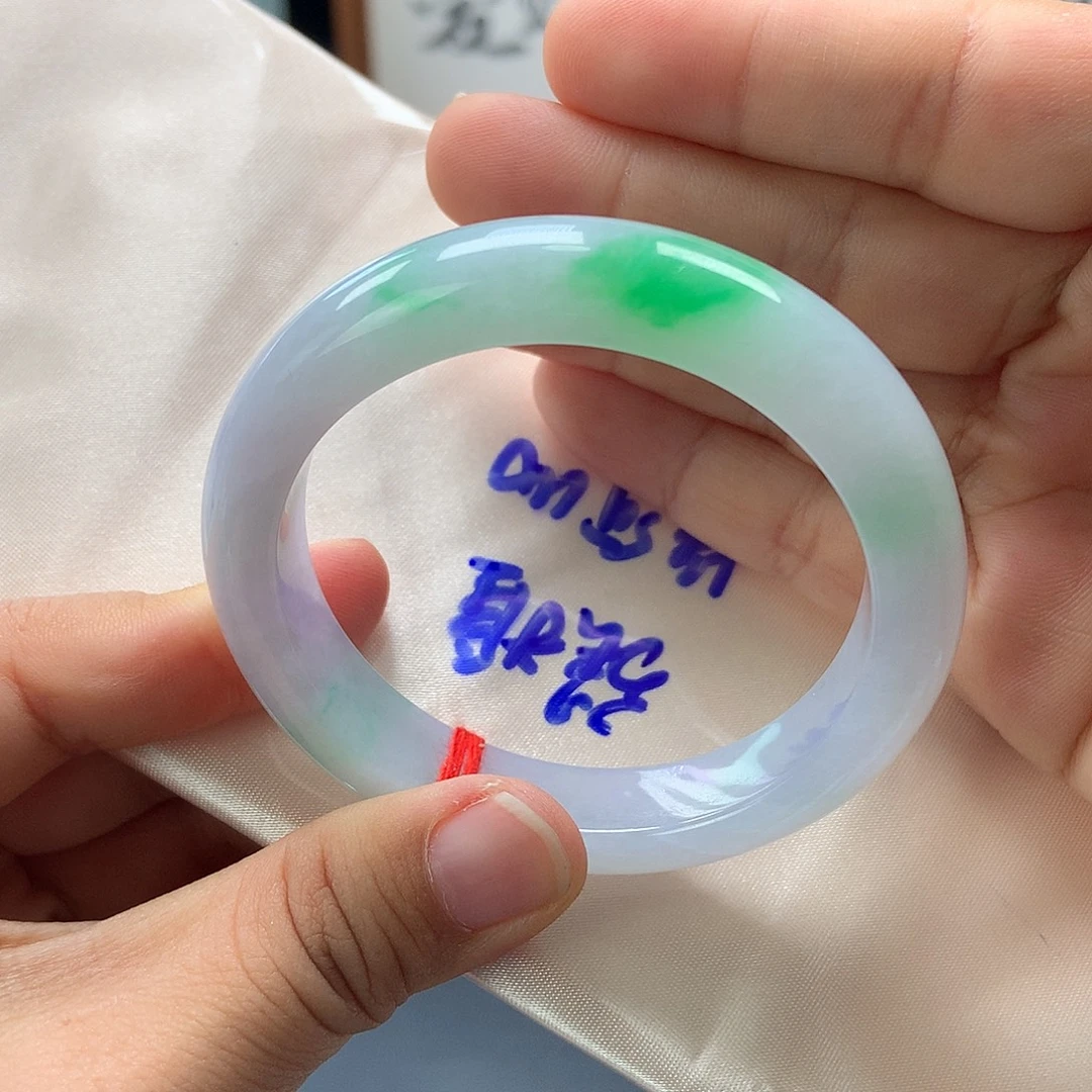 翡翠未镶嵌手镯32号