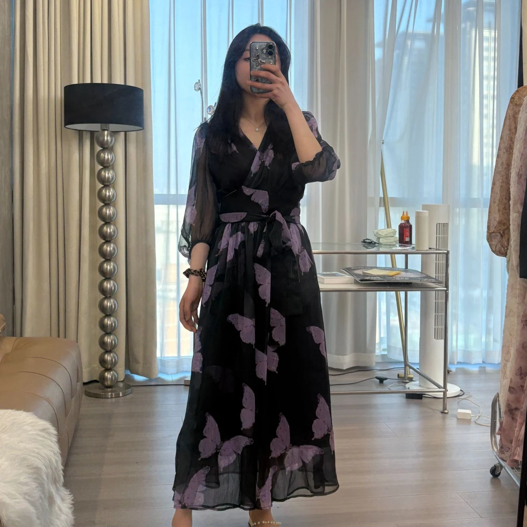 V领型轻奢夏季设计师黑色常规复古裙子碎花连衣裙