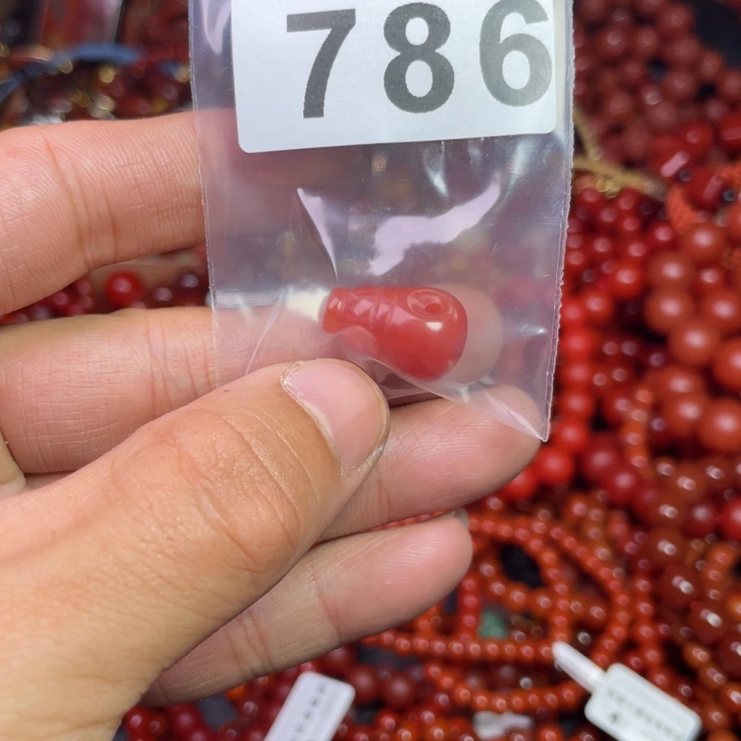 南红玛瑙三通未镶嵌A***桐