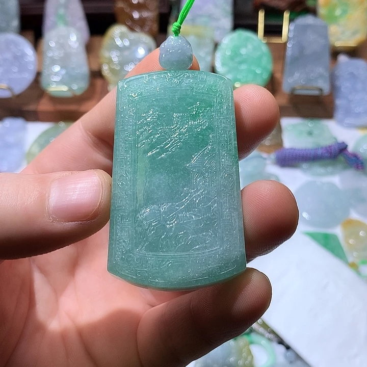 翡翠吊坠(不含链)未镶嵌?****?