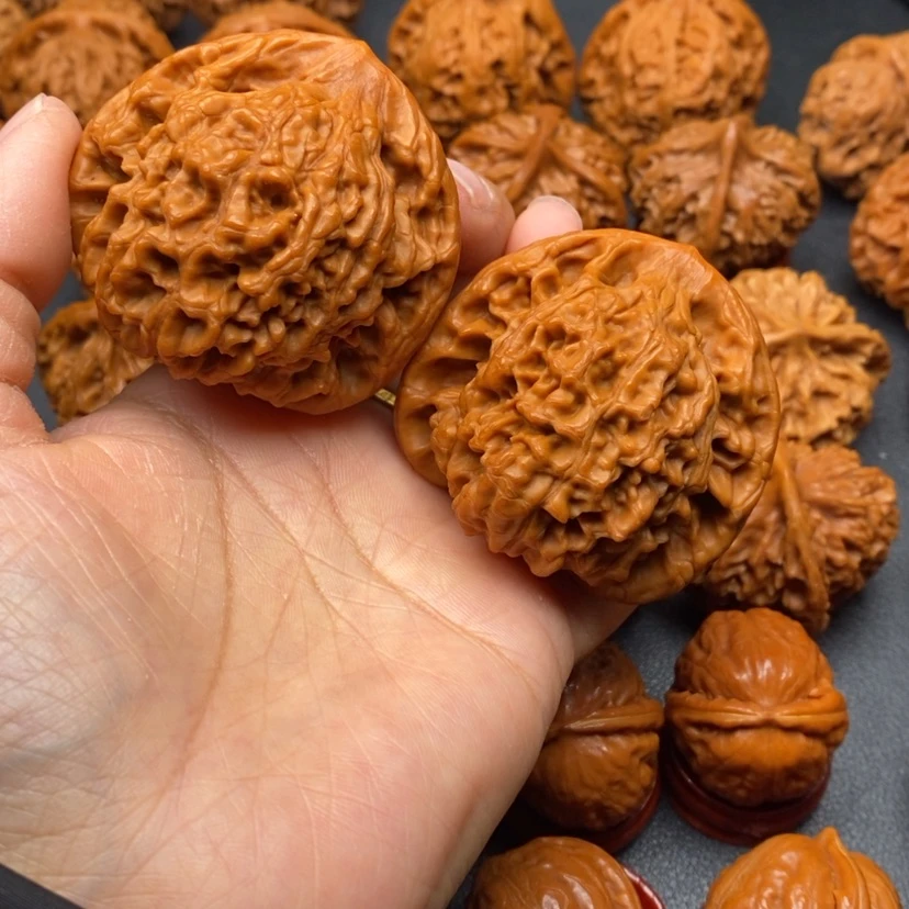 【闪购商品】文玩核桃把件51官帽