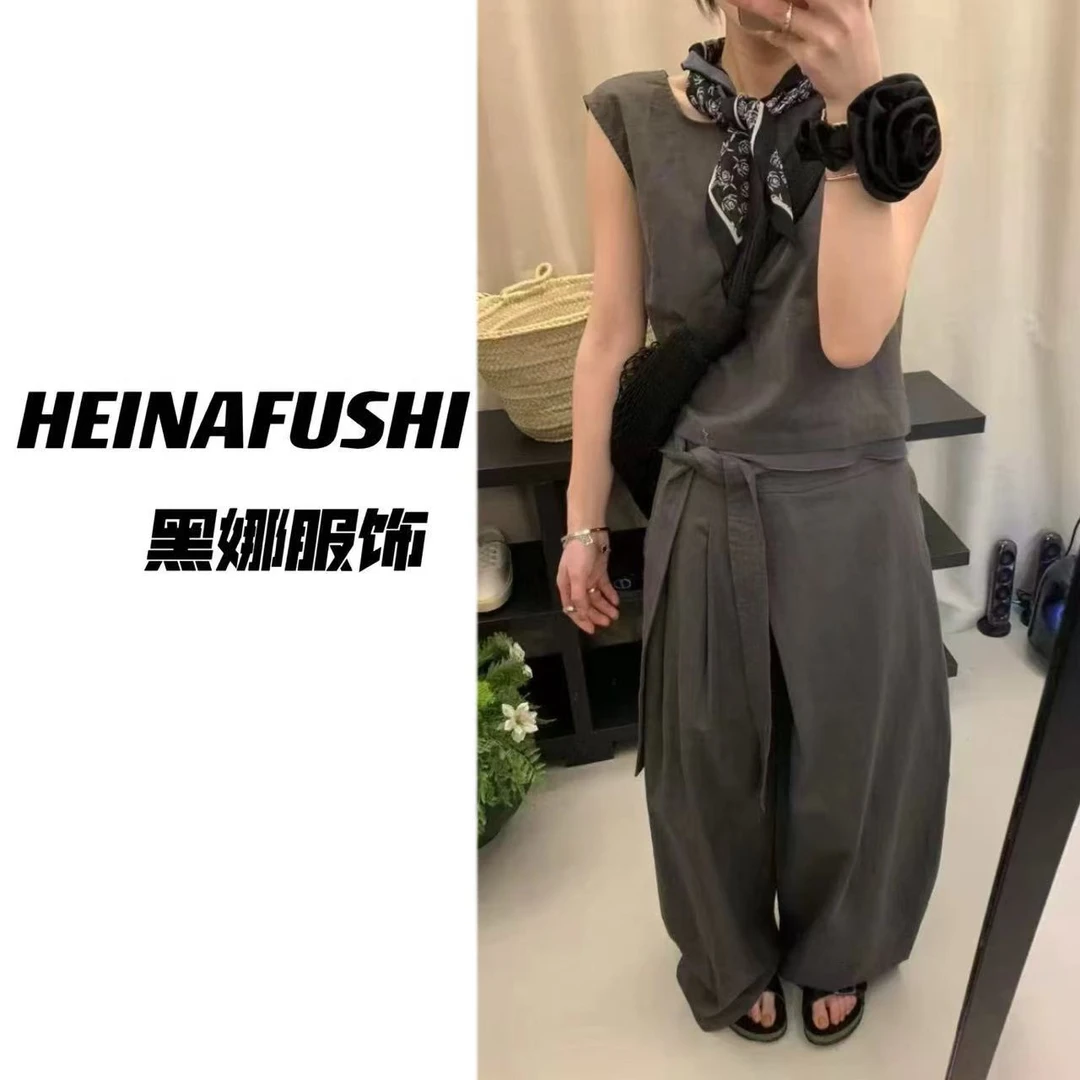 【清仓】 显瘦无袖背心休闲套装246