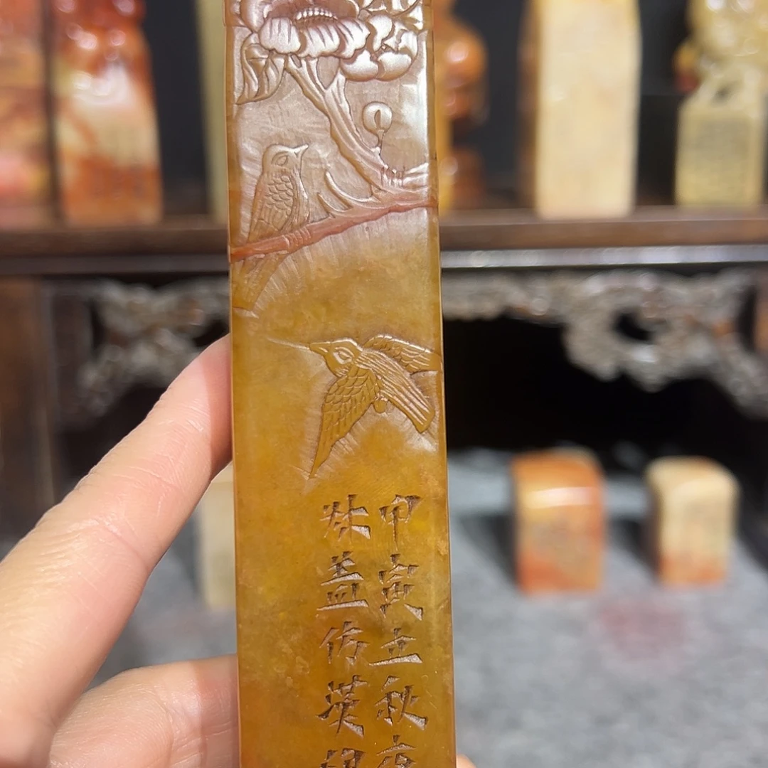 寿山石印石寿山石是山山水水