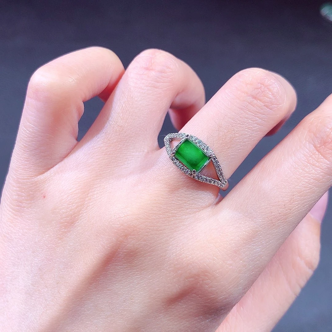 未镶嵌戒指翡翠翡翠