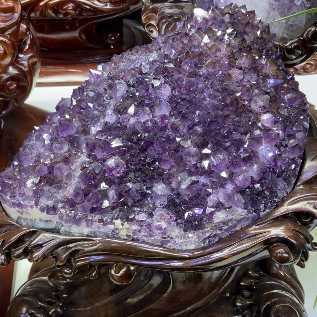 紫晶未镶嵌大型摆件（非配饰）