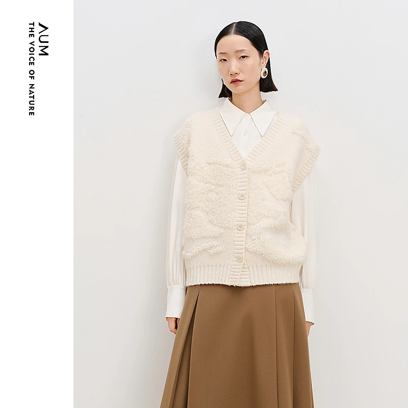 【商场同款】AUM噢姆春季气质米白色提花针织背心马甲M1FZ1B65M