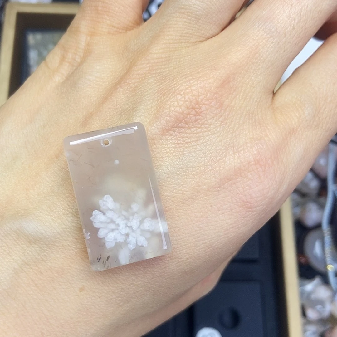 石英质玉吊坠(赠链)未镶嵌白*鹿