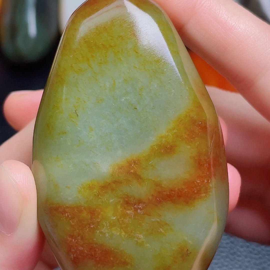 和田玉未镶嵌珠宝奇石