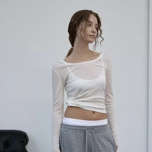 长袖极简风T恤时尚圆领修身有弹力打底NO退换