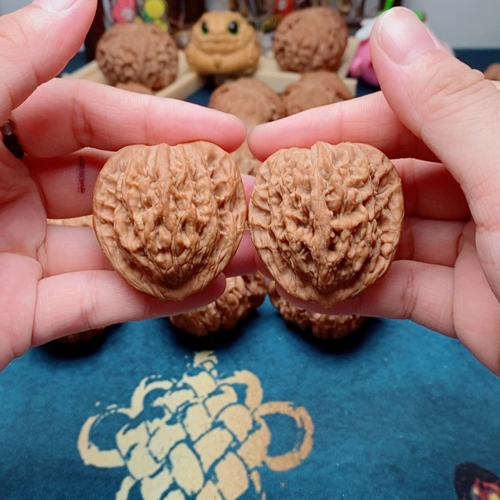 文玩核桃把件麦虎38