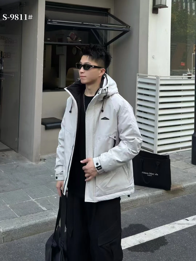 2024加厚羽绒服冲锋衣连帽休闲百搭工装风保暖男士羽绒服