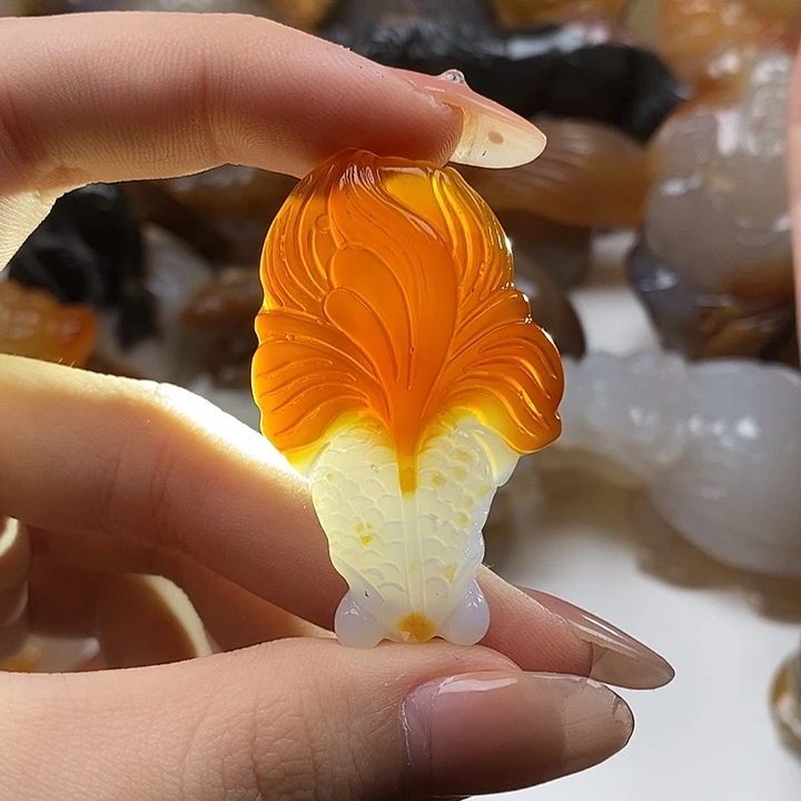 玛瑙/玉髓合金颈饰