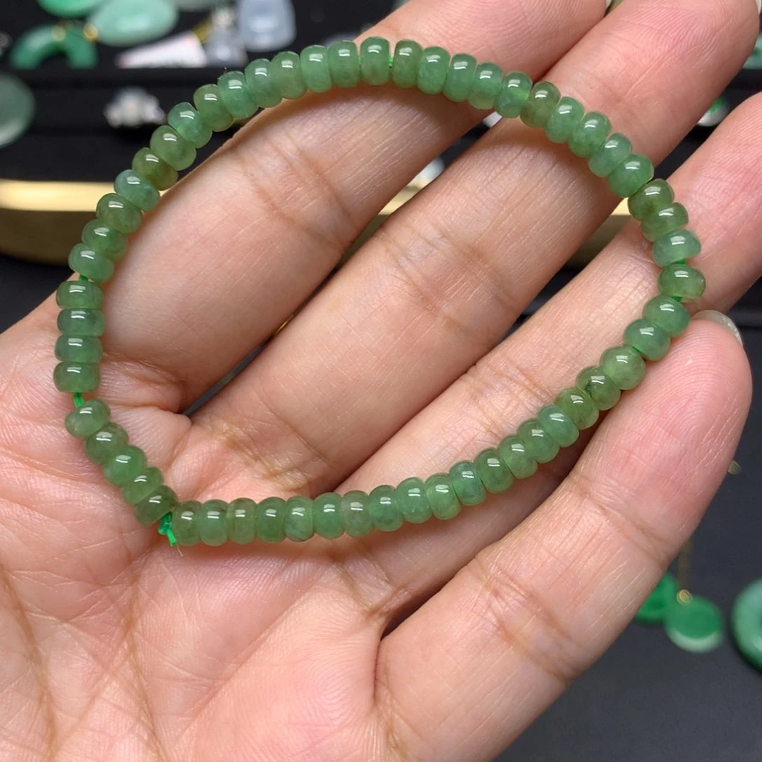 未镶嵌手串翡翠有纹裂