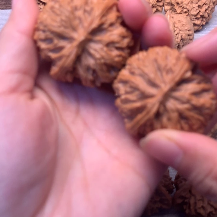 文玩核桃把件苹果园肉球43