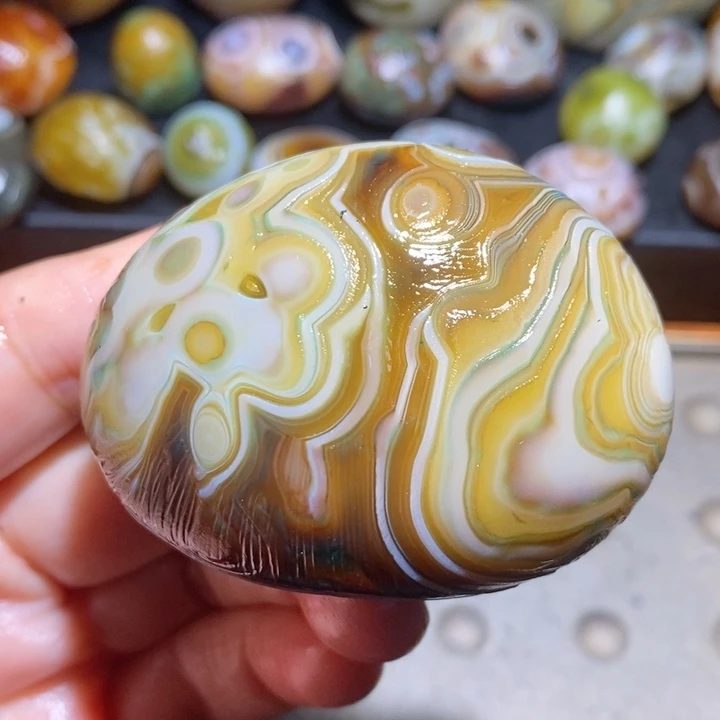 未镶嵌玛瑙/玉髓珠宝半成品6