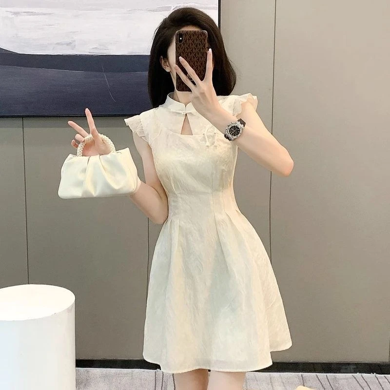 国风女款清纯跨境显瘦连衣裙女小众收腰飞袖领口小新款改良旗袍感