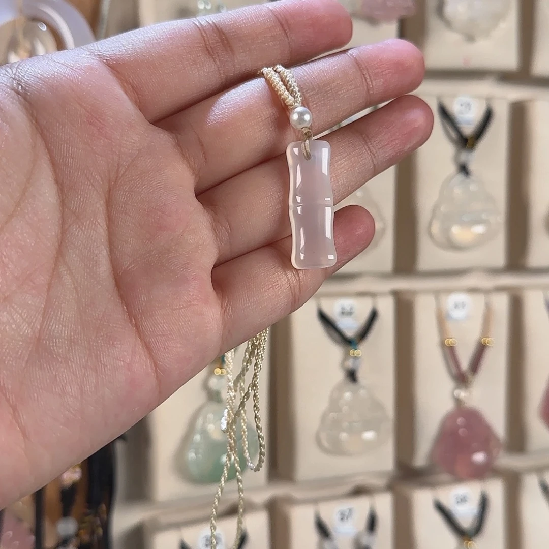 *****玛瑙/玉髓未镶嵌颈饰