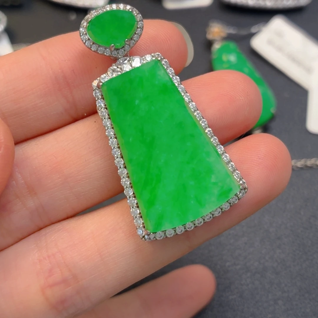 艺***界翡翠银S925镶嵌吊坠(不含链)