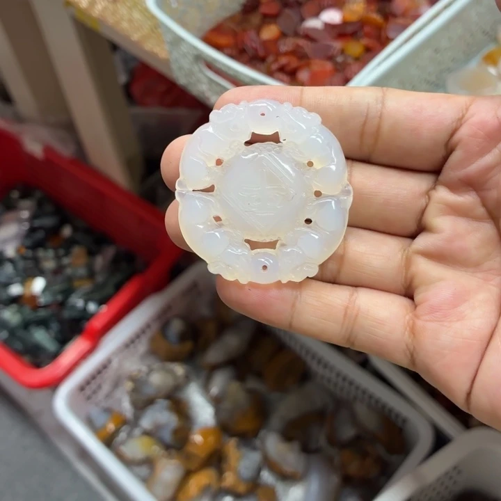 玛瑙/玉髓未镶嵌吊坠(不含链)