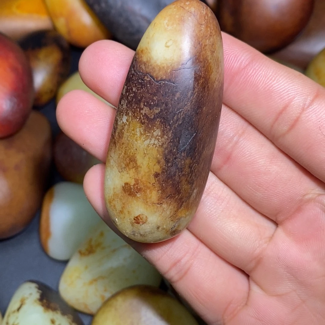 和田玉未镶嵌珠宝奇石