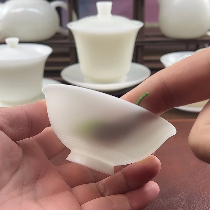 薄胎高冰素烧100ml普洱杯斗笠盏