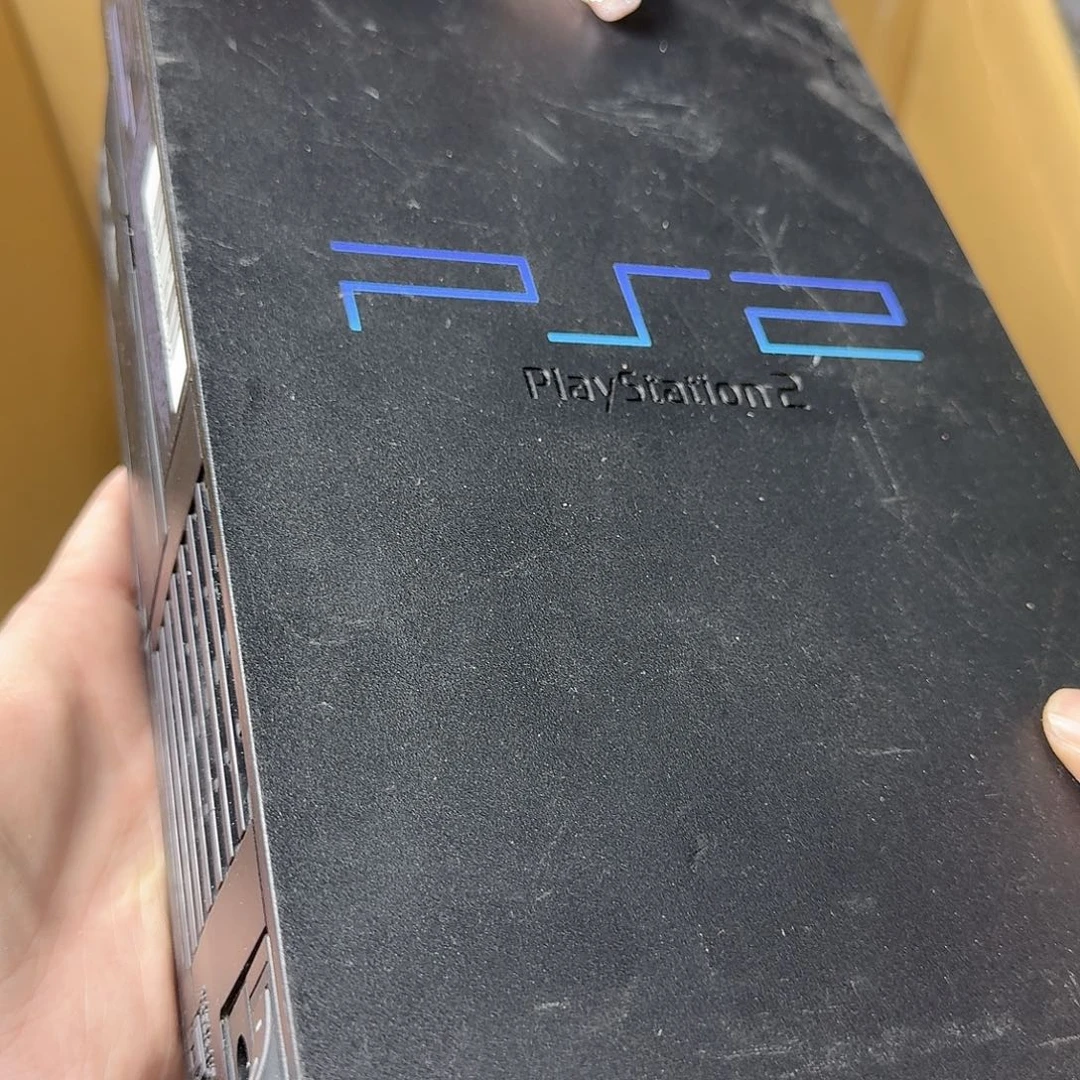 波***特中古商品，瑕疵品，不保好坏。664