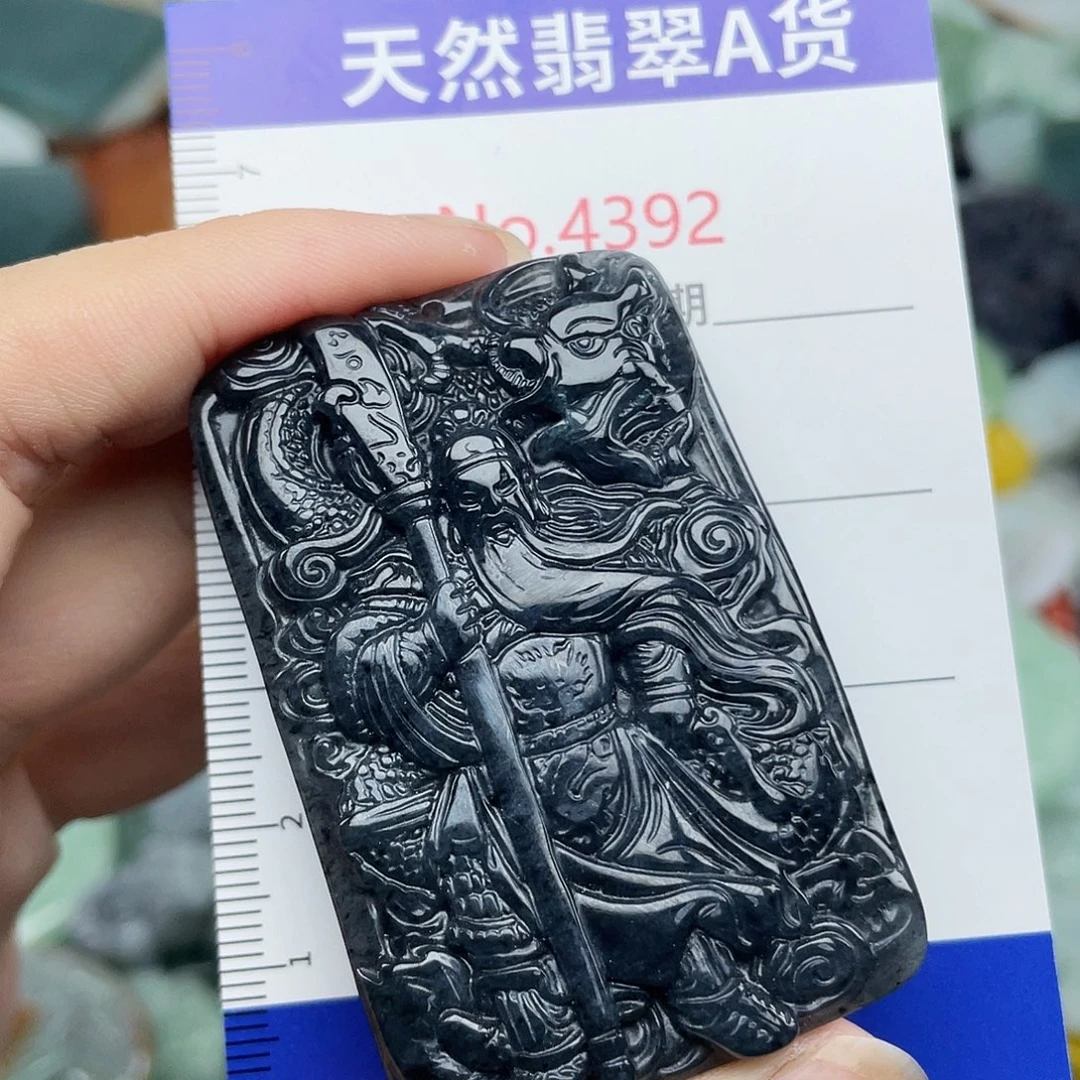 翡翠未镶嵌挂件4392