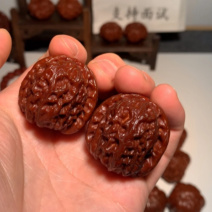 吊坠桃核白狮子2WCH#00#