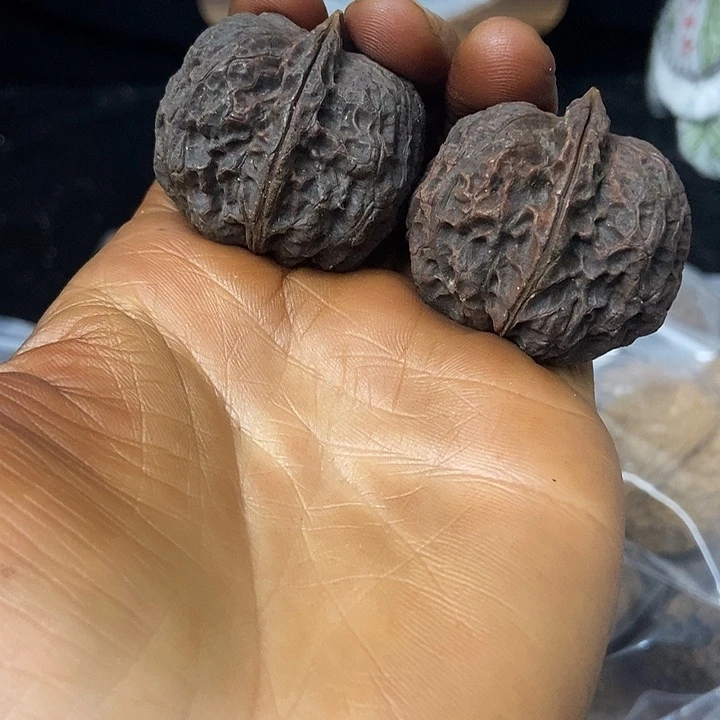 把件文玩核桃云南铁核桃基地58