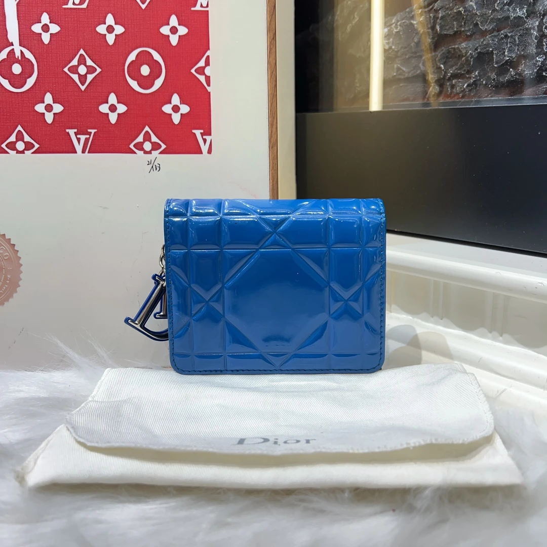 95新 DIOR/迪奥 迪奥短款漆皮钱包 cj3562