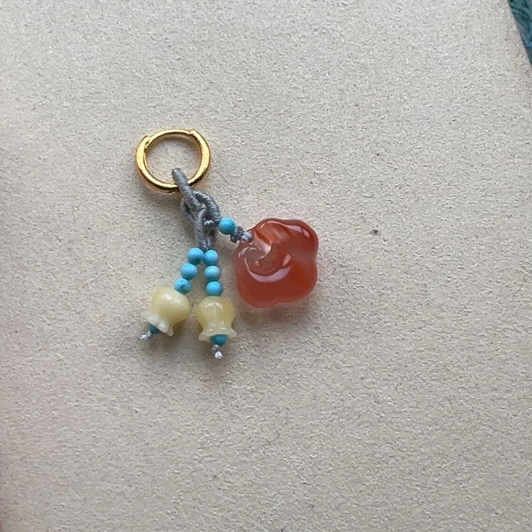 颈饰未镶嵌南红玛瑙