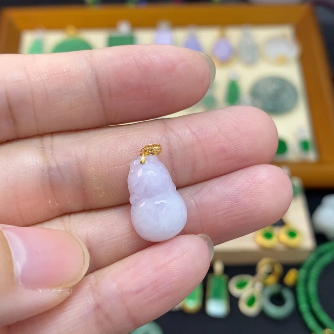 翡翠18K金镶嵌吊坠(不含链)有纹裂