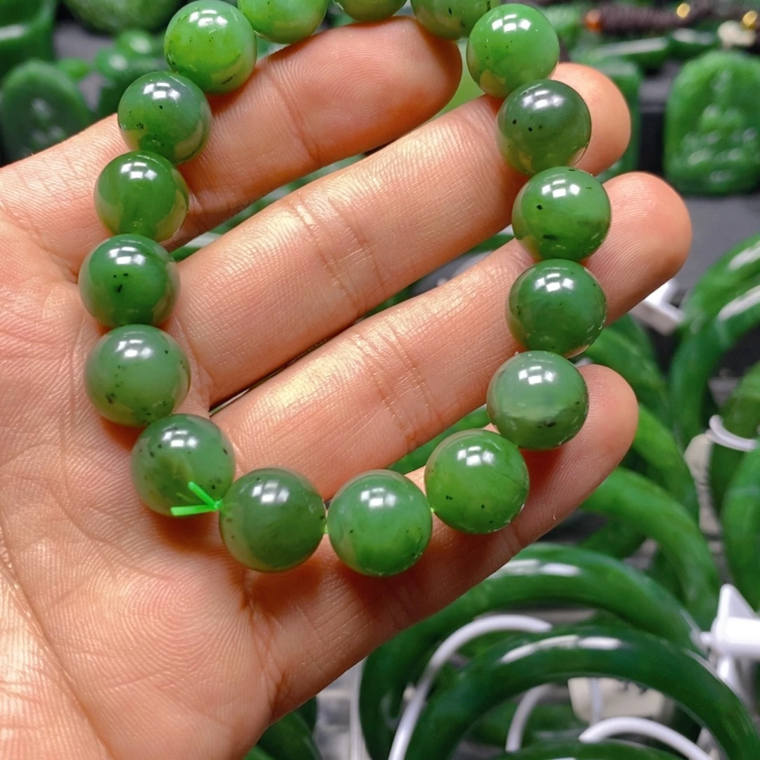 山***乡和田玉未镶嵌颈饰