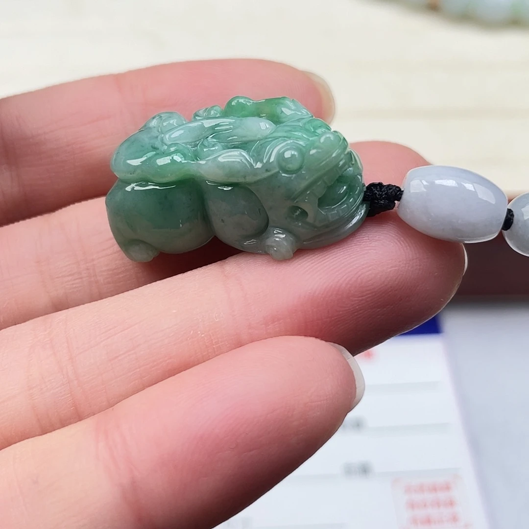 翡翠未镶嵌挂件翡翠