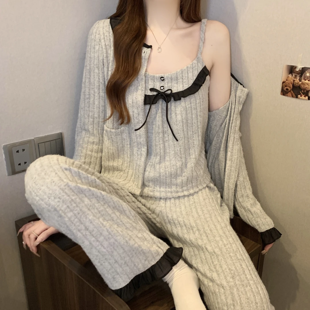 女士春秋款带胸垫性感吊带三件套套装少女简约高级感家居服