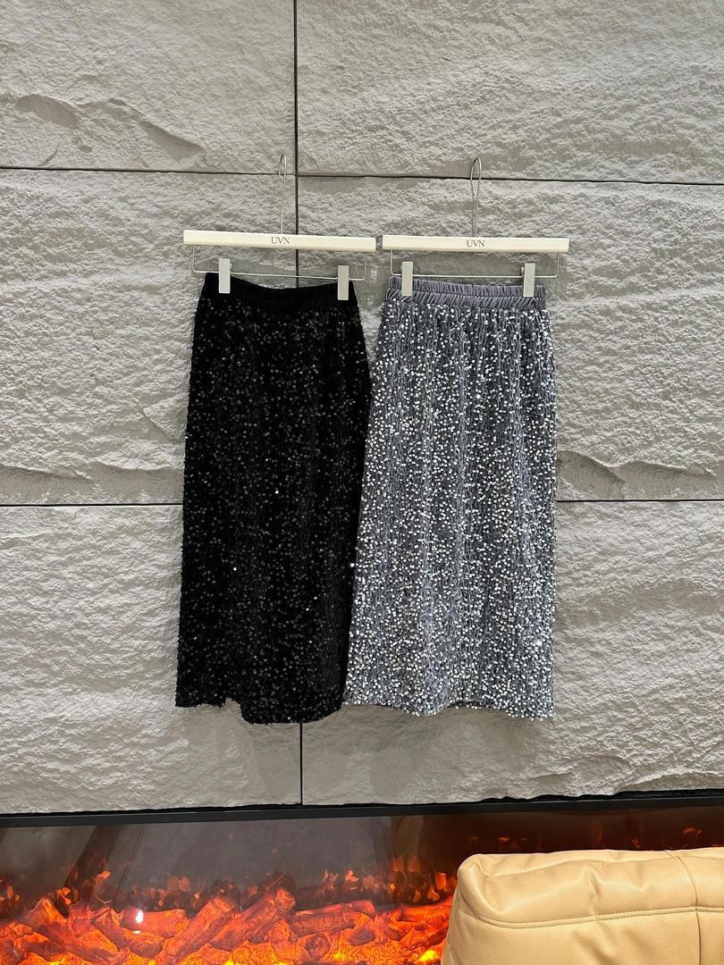 UVN娜娜春夏亮片闪闪开叉A字摆下装半身裙