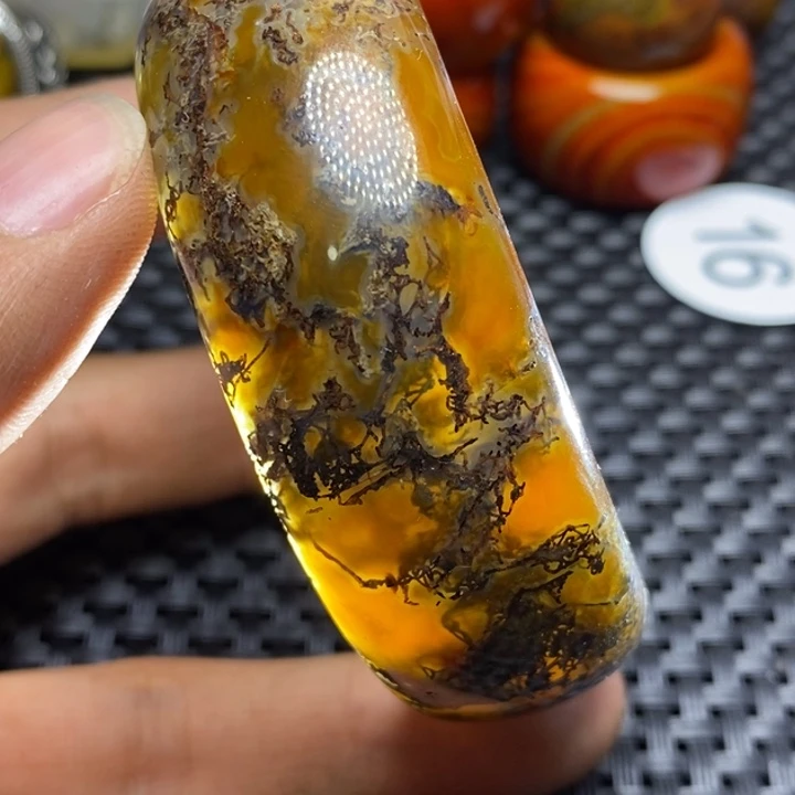 玛瑙/玉髓颈饰未镶嵌高**水