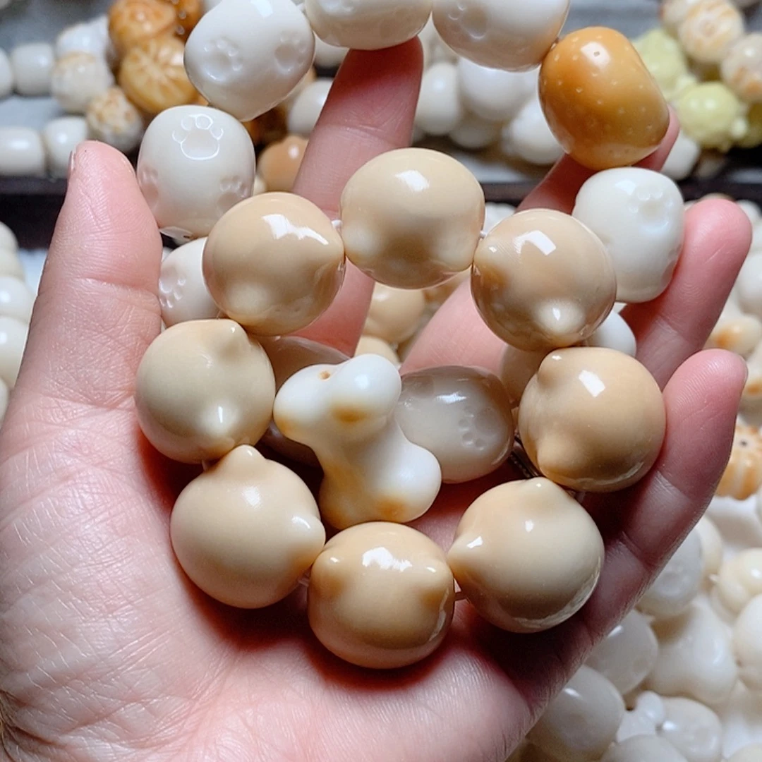 菩提根/象牙果吊坠阿*-全品猫爪桶珠，瑕疵猫头手捻