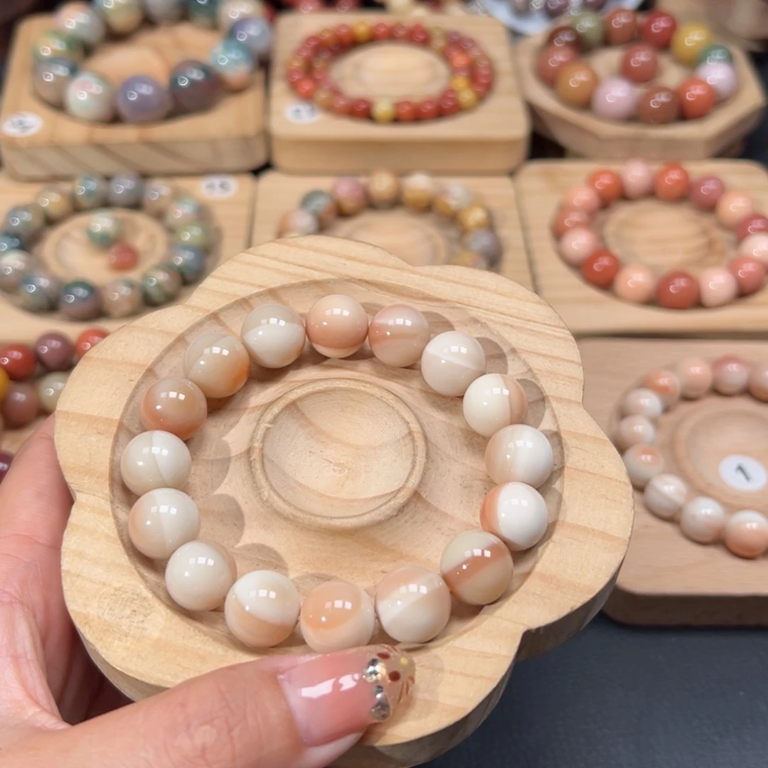 纶***恋石英质玉未镶嵌手链56