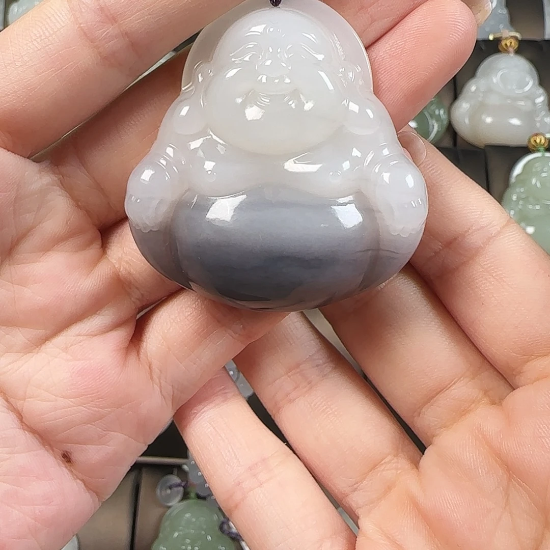 和田玉18K金镶嵌吊坠(赠链)