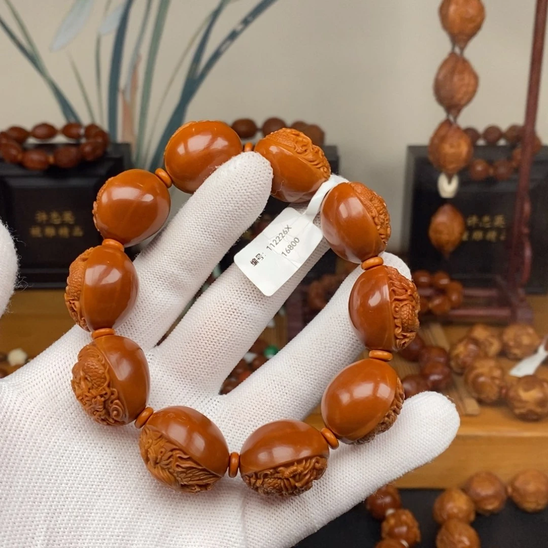 手串橄榄核许忠英老师龙凤呈祥