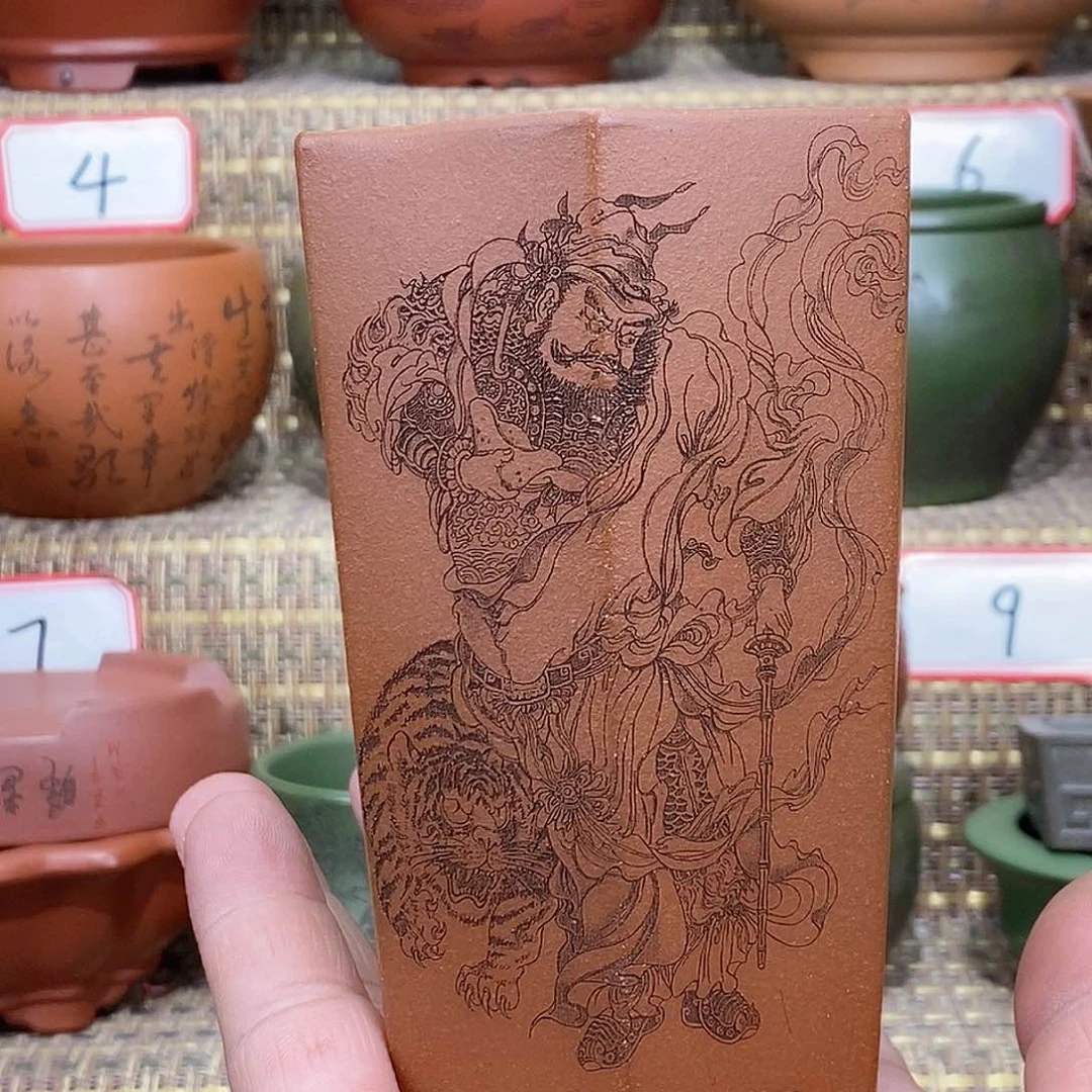 紫砂花盆我在等他