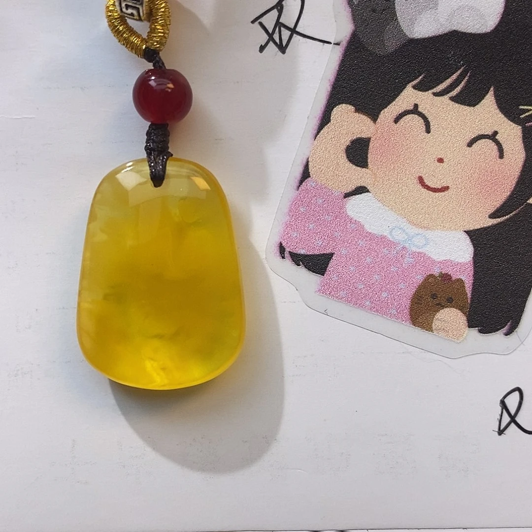 未镶嵌琥珀珠宝奇石