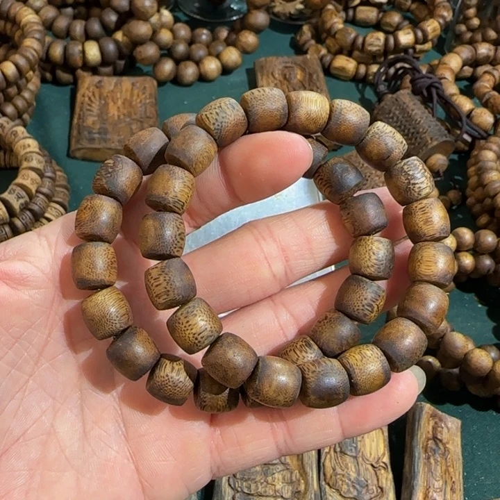 沉香手串乌身老料鼓珠单圈1.1高货多样性发一