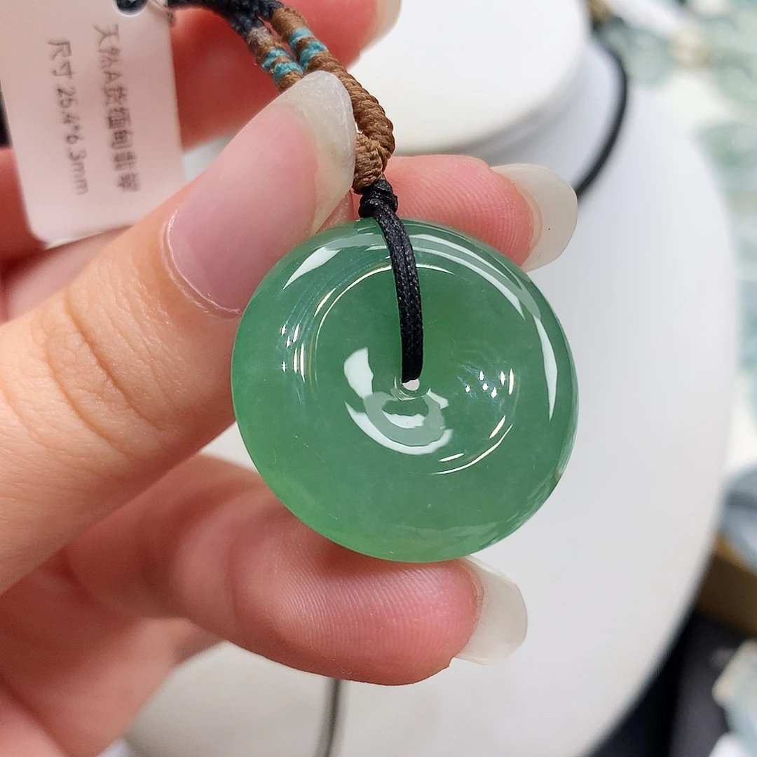 翡翠未镶嵌胸饰翡翠79，25.4/6.3
