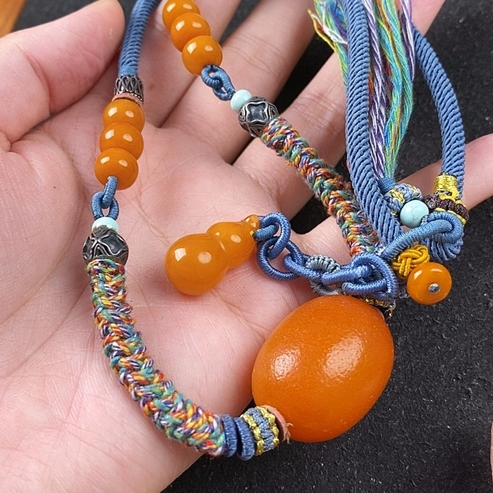 蜜蜡未镶嵌珠宝奇石