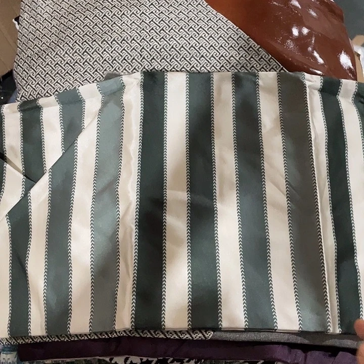 陶瓷花瓶部分（微瑕）2