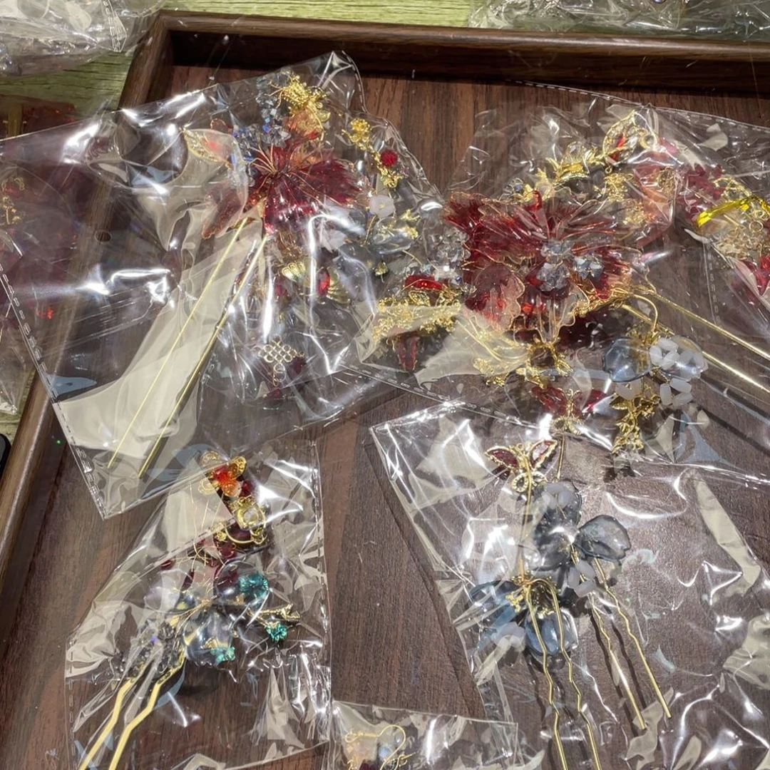 混合材质新娘头饰默认微瑕不退换