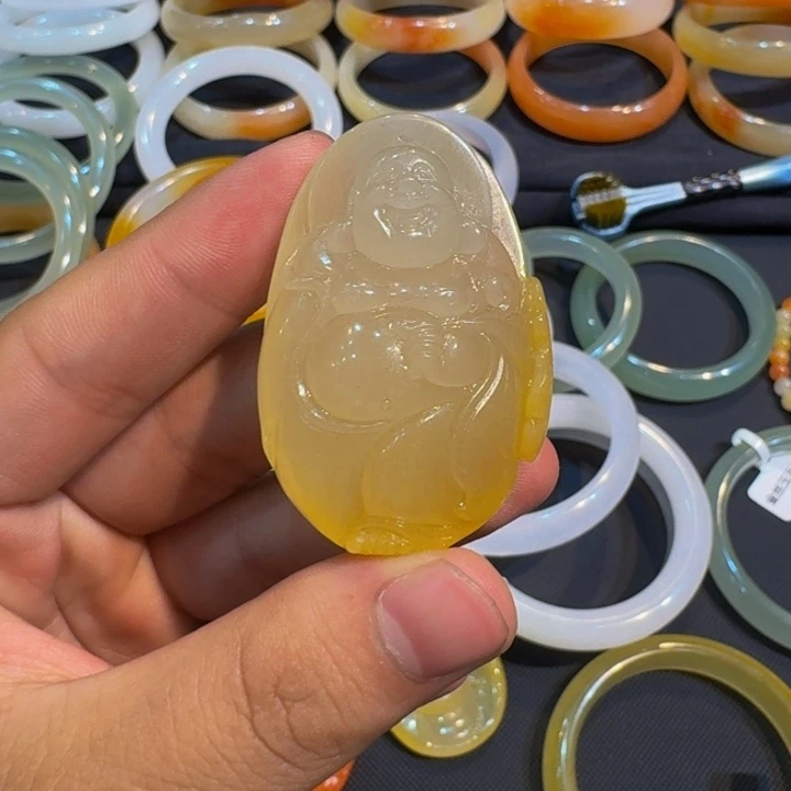 H***萍吊坠(赠链)未镶嵌石英质玉（金丝玉）