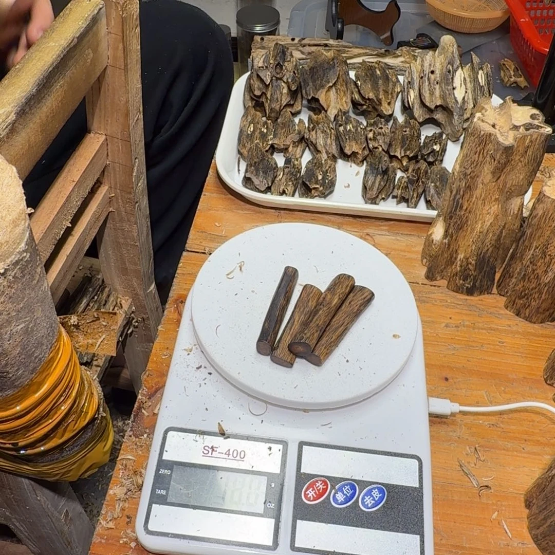 棋楠沉香白奇块料18克